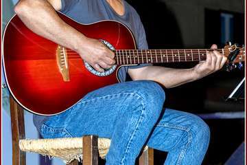 Cuatro cantautores animan la noche del viernes en La Garita/TA e Ildefonso Rodríguez.
